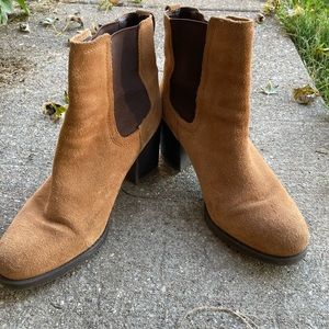 Brown Suede Chelsea Heeled Boots